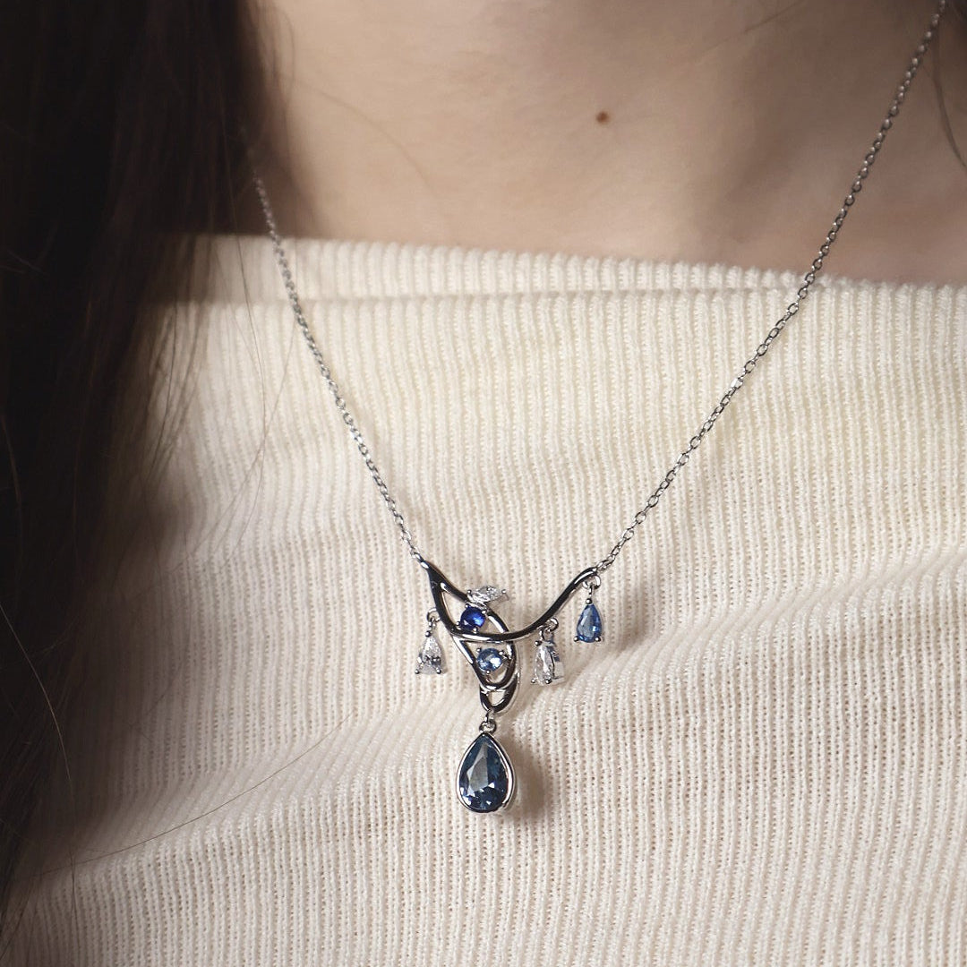 BLUE SIDE NECKLACE - WHITE GOLD