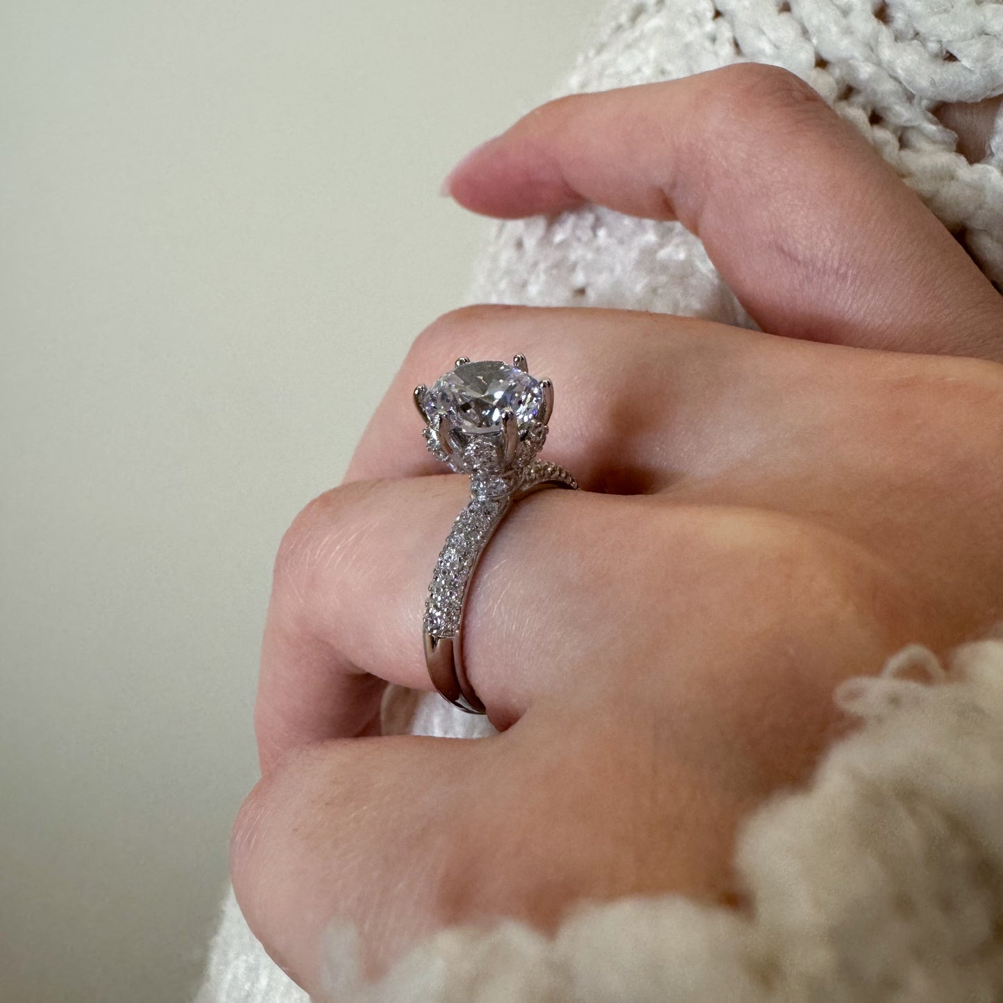 FRI(END)S RING