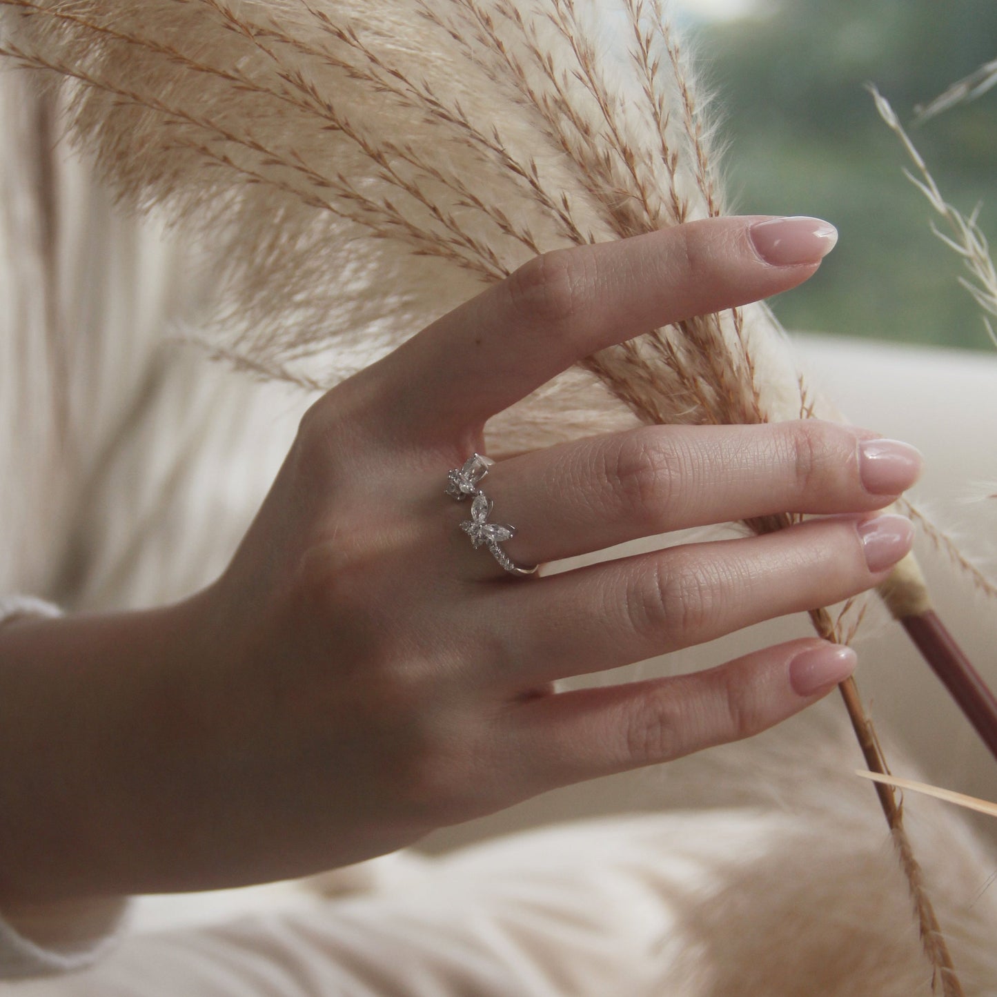 BUTTERFLY RING
