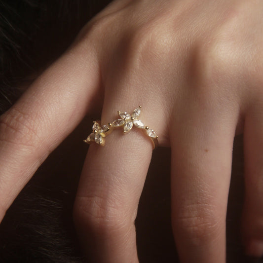 BLOSSOM DIAMOND RING