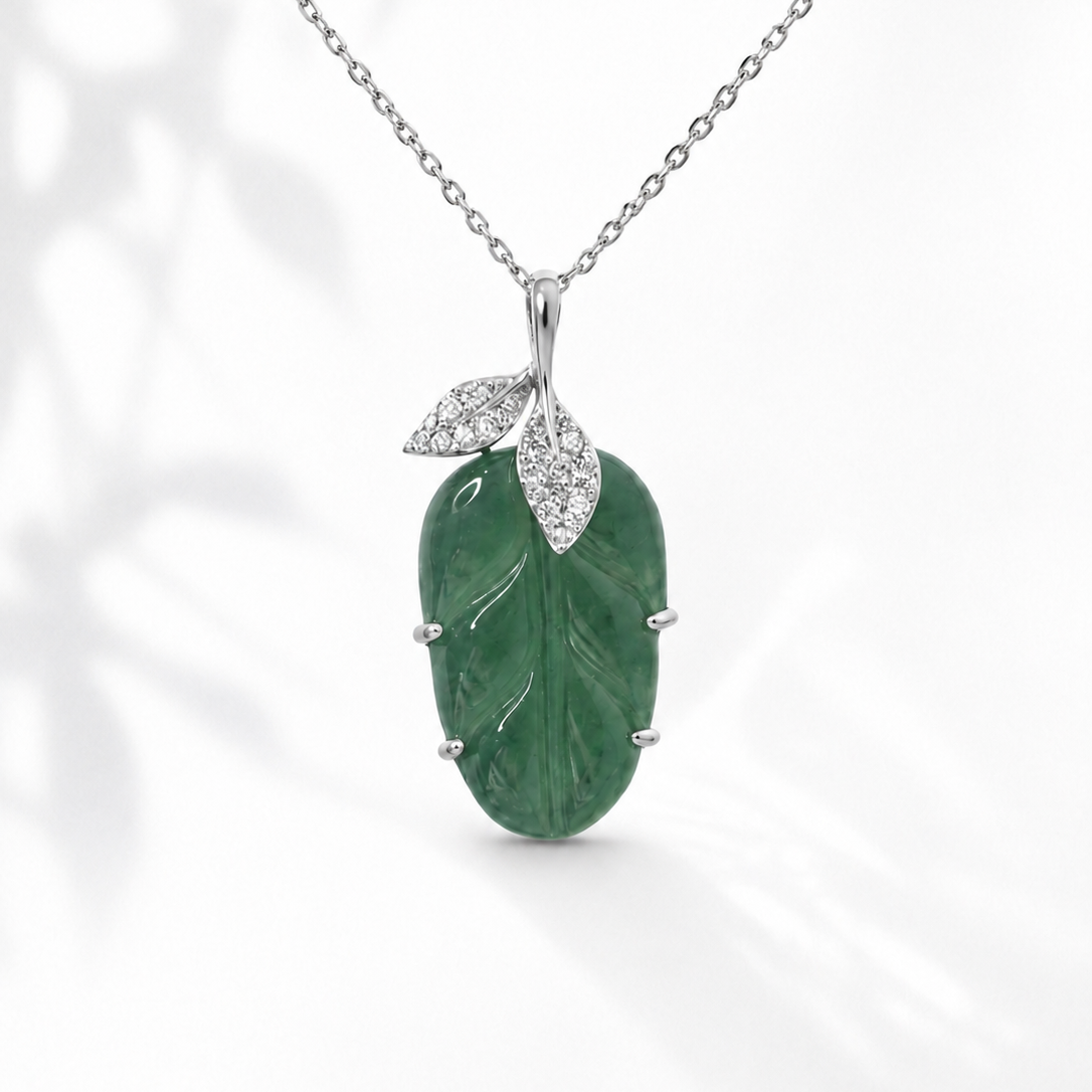 EVERYTHINGOES JADE NECKLACE